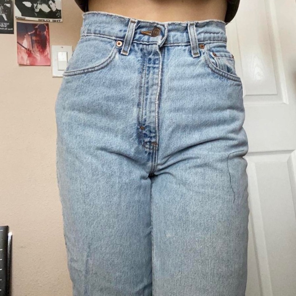 Vintage 90s High Waisted Levi’s 521